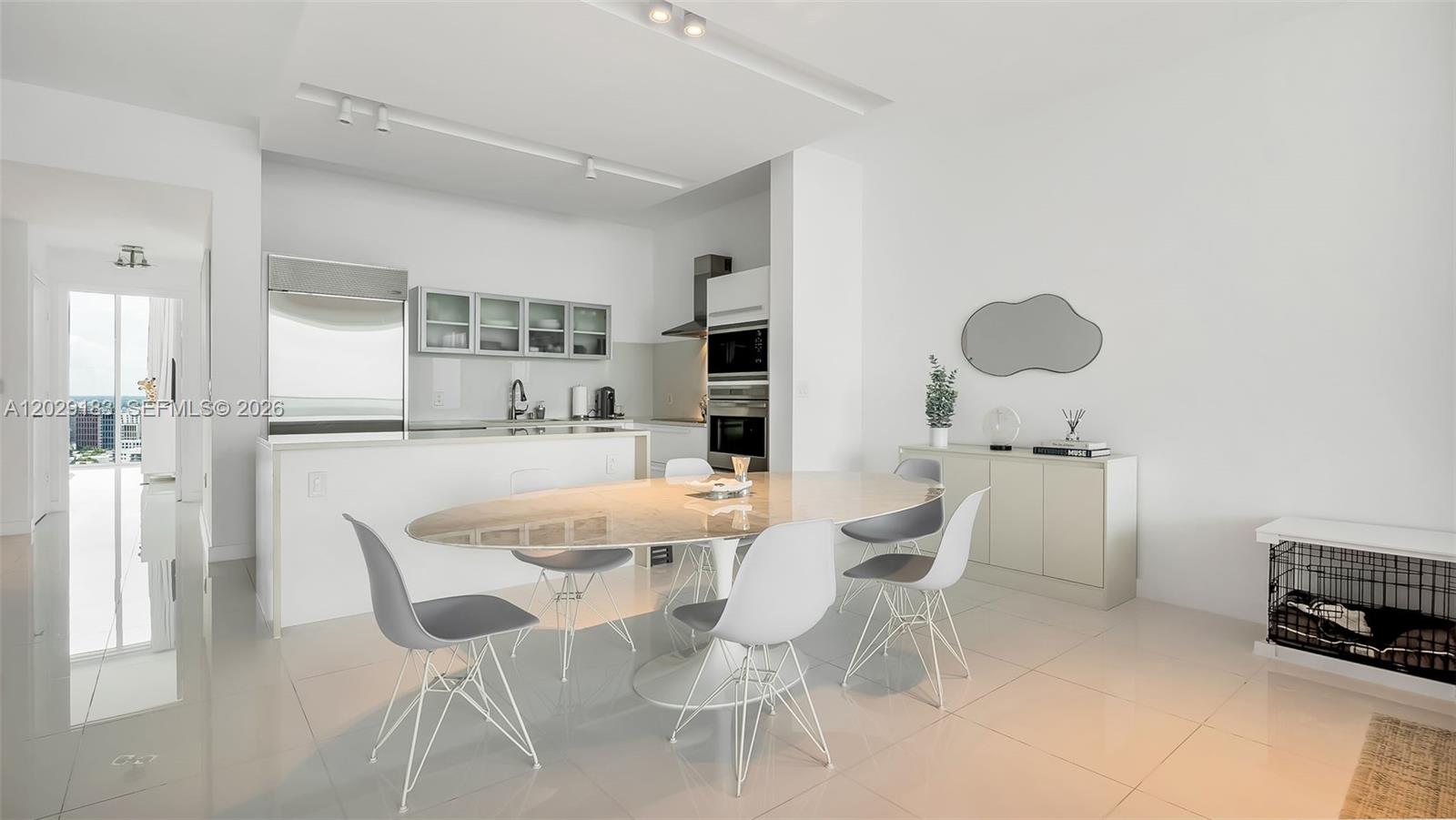 2020 N Bayshore Drive 2603 Property Photo 9