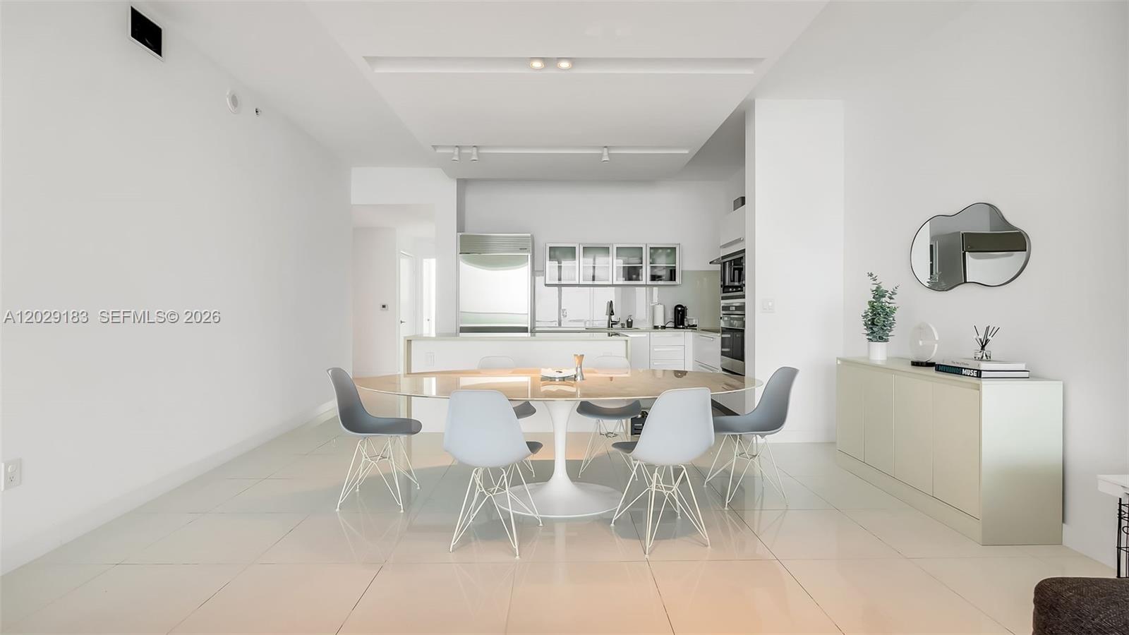 2020 N Bayshore Drive 2603 Property Photo 10