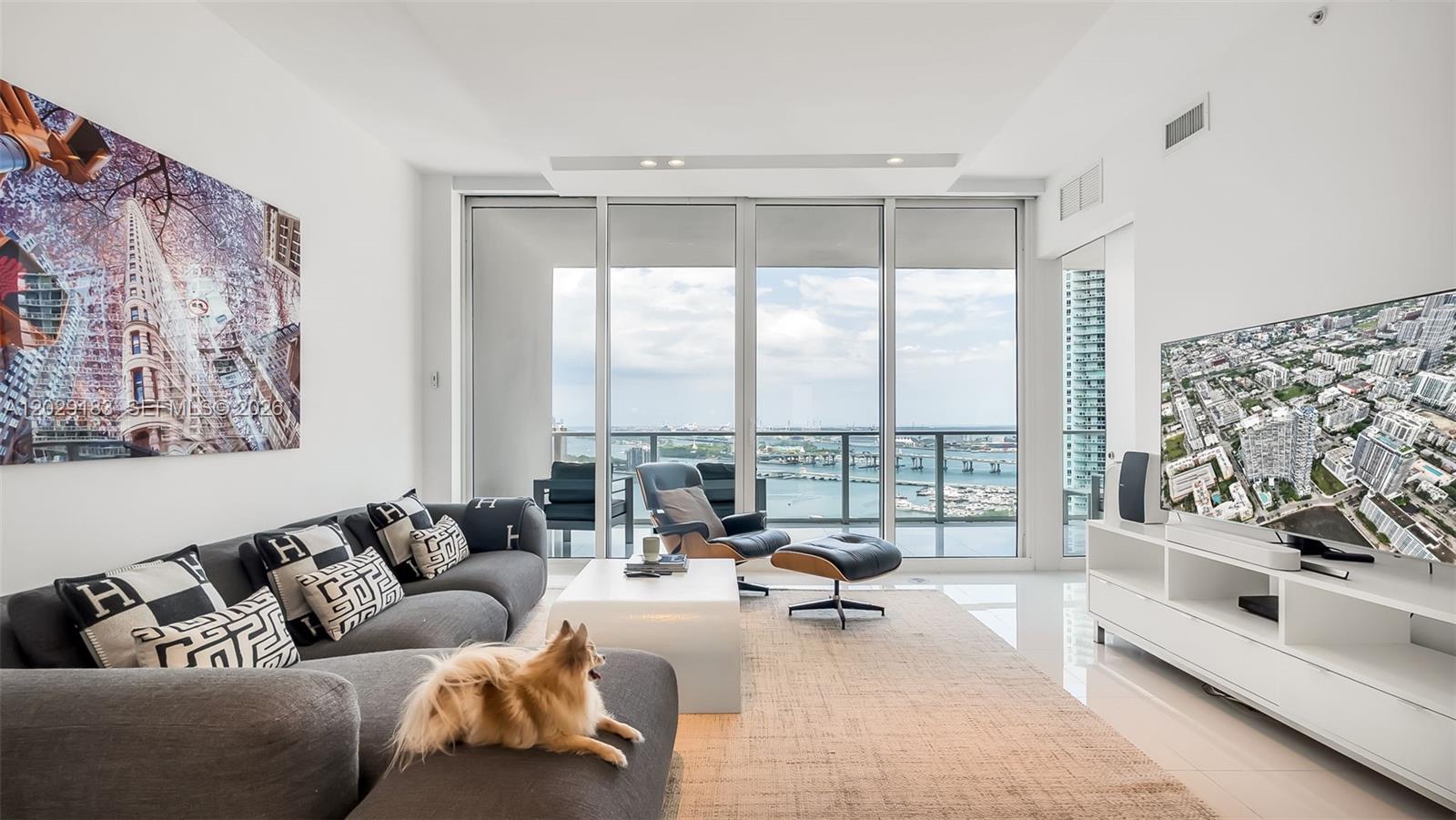 2020 N Bayshore Drive 2603 Property Photo 19
