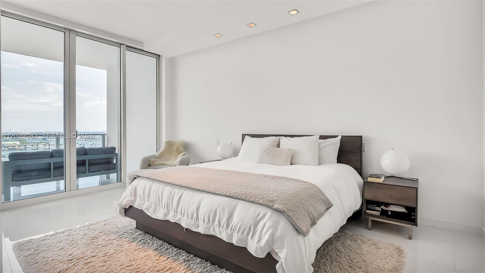 2020 N Bayshore Drive 2603 Property Photo 25
