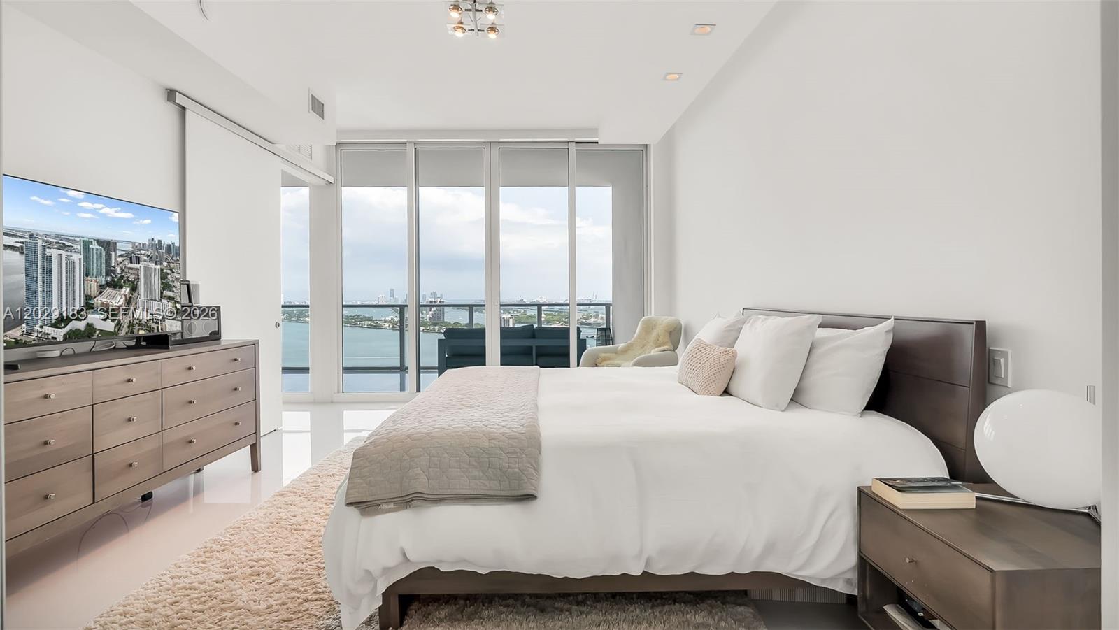 2020 N Bayshore Drive 2603 Property Photo 26