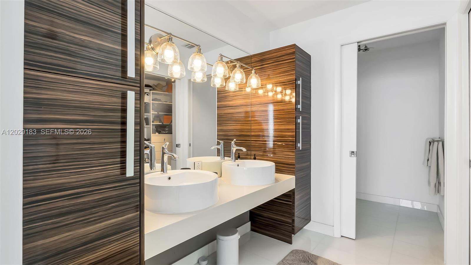 2020 N Bayshore Drive 2603 Property Photo 27