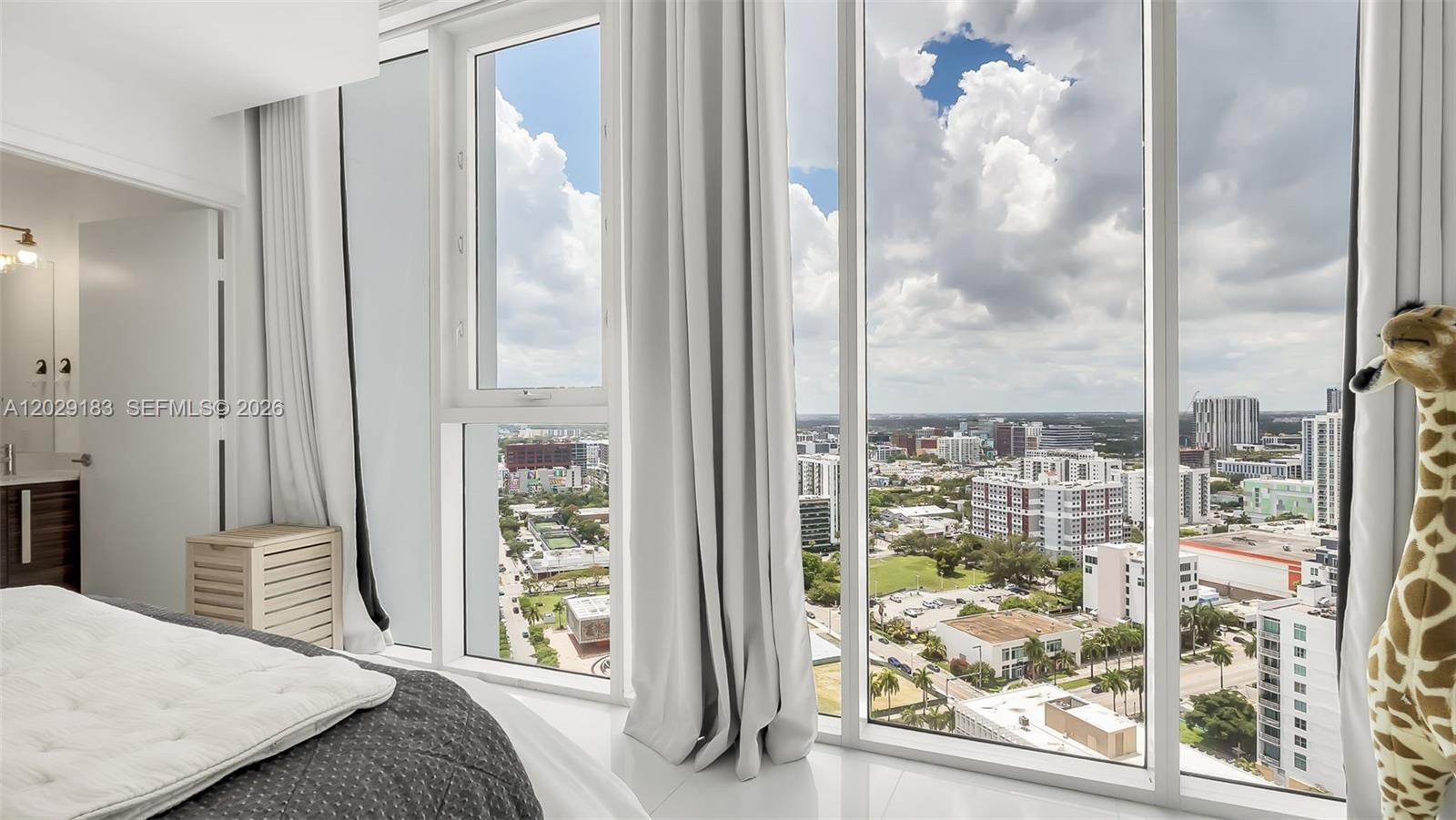 2020 N Bayshore Drive 2603 Property Photo 31