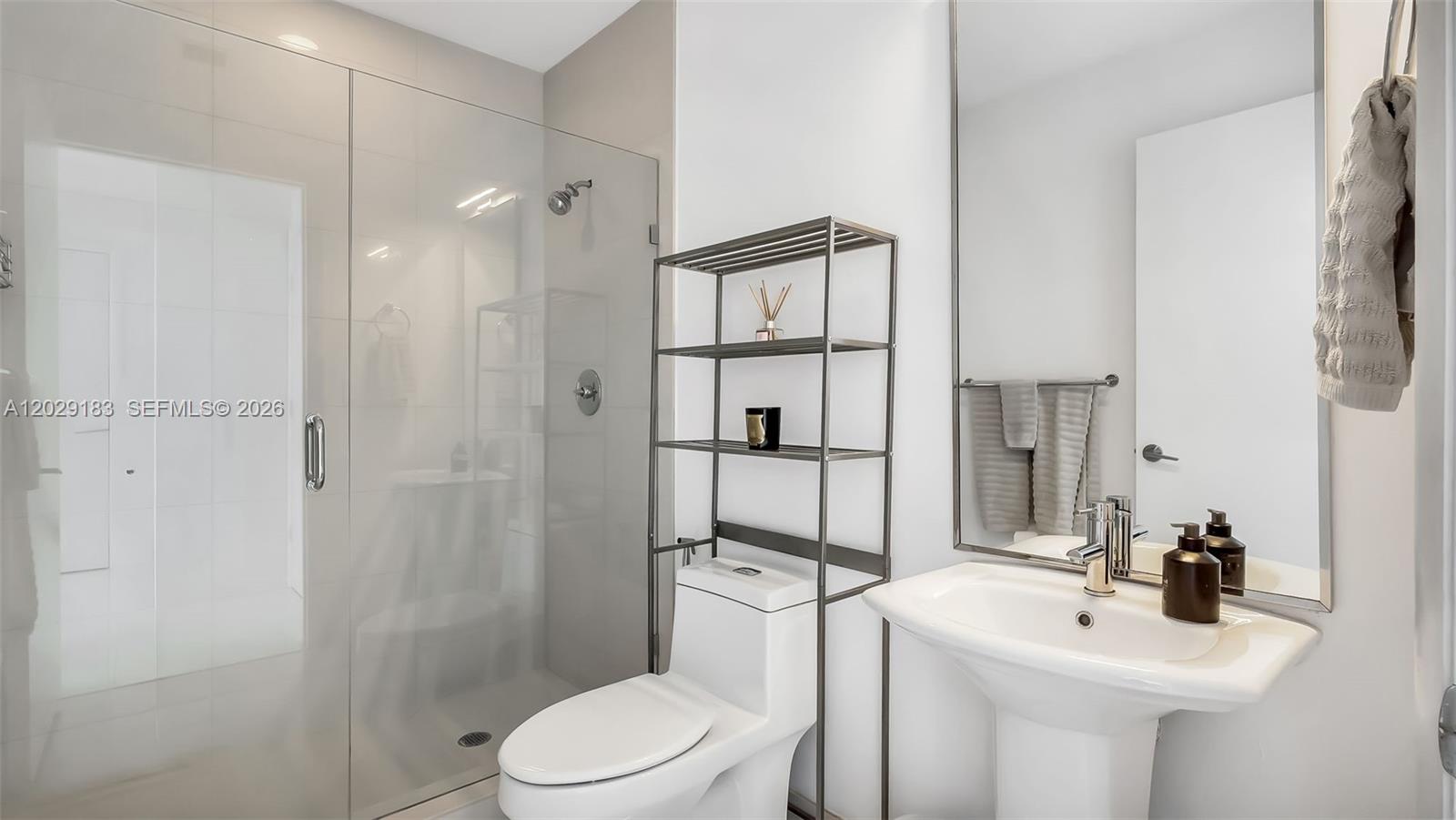2020 N Bayshore Drive 2603 Property Photo 36