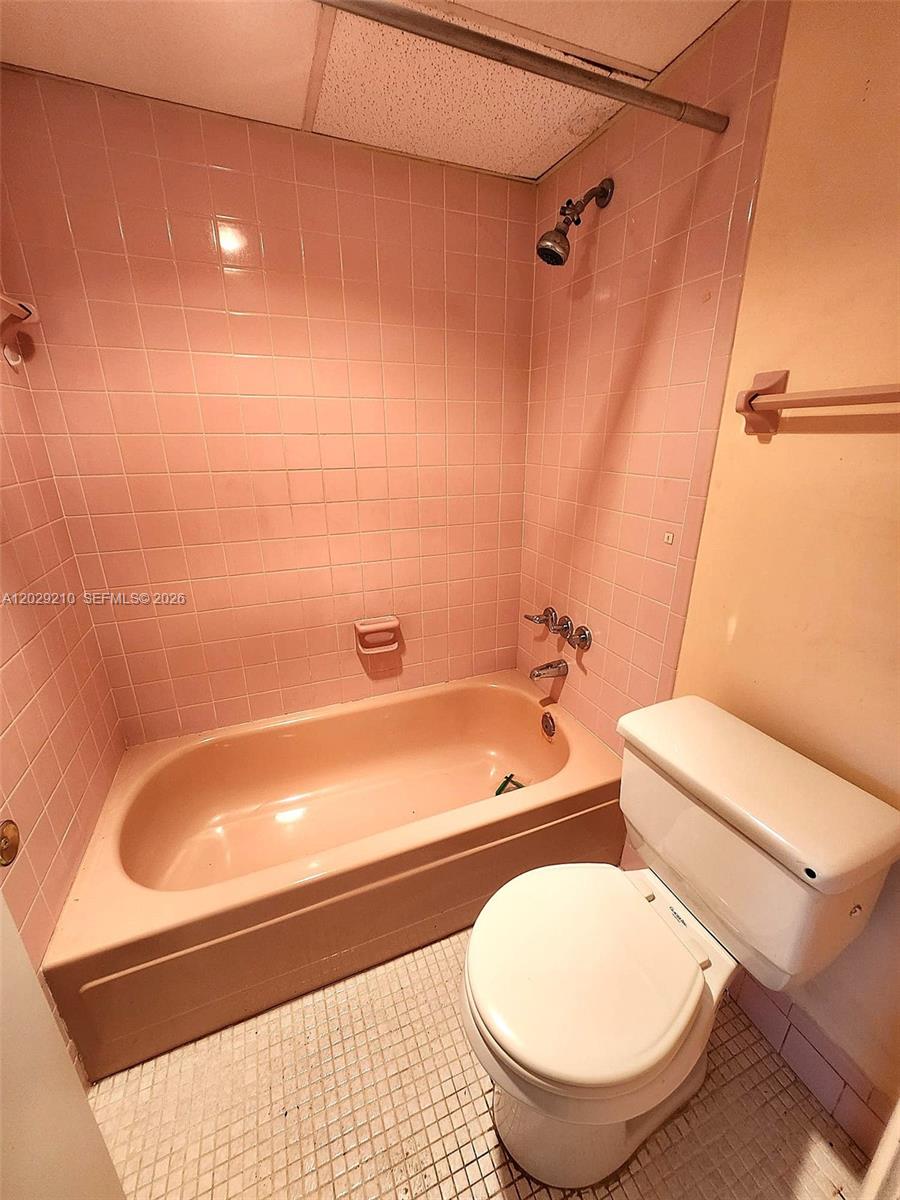 7787 Golf Circle Drive 109 Property Photo 12