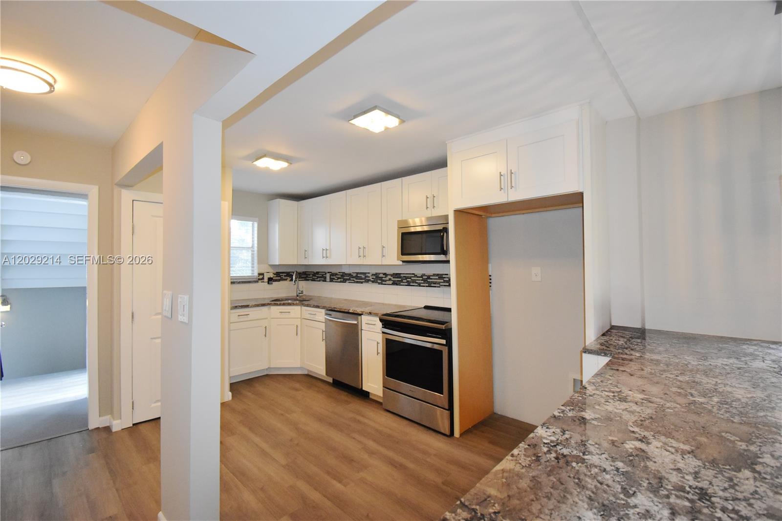 6080 Nw 44th Street 201 Property Photo 4