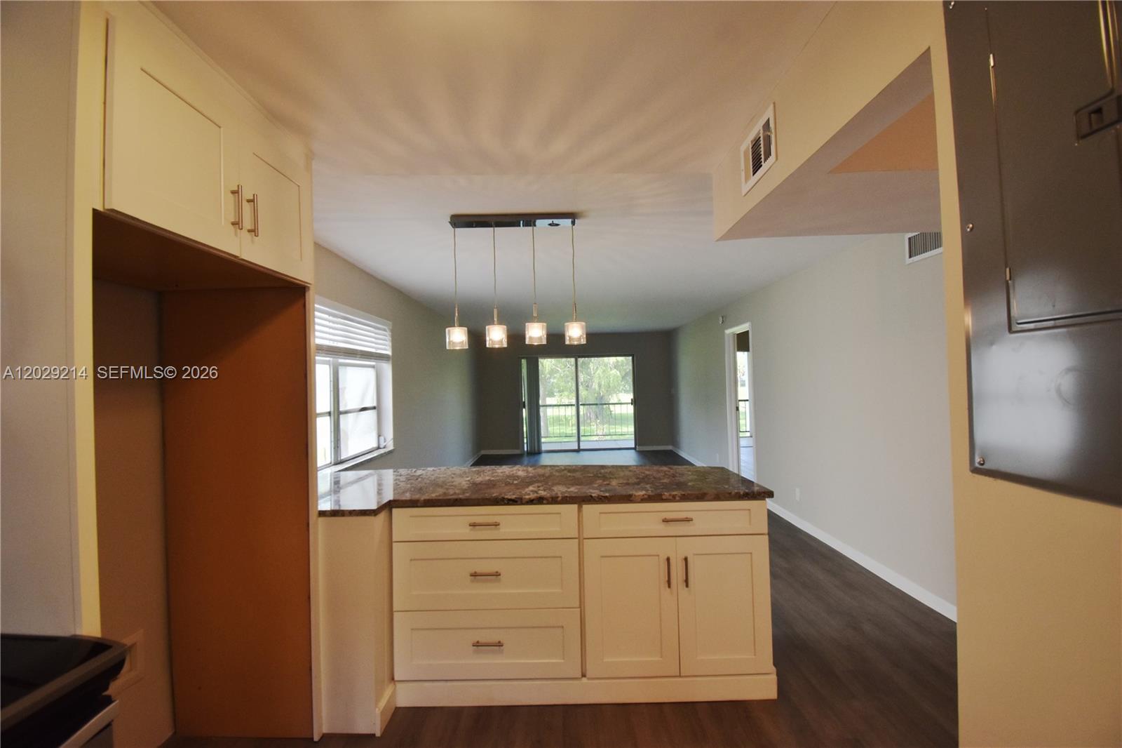 6080 Nw 44th Street 201 Property Photo 5