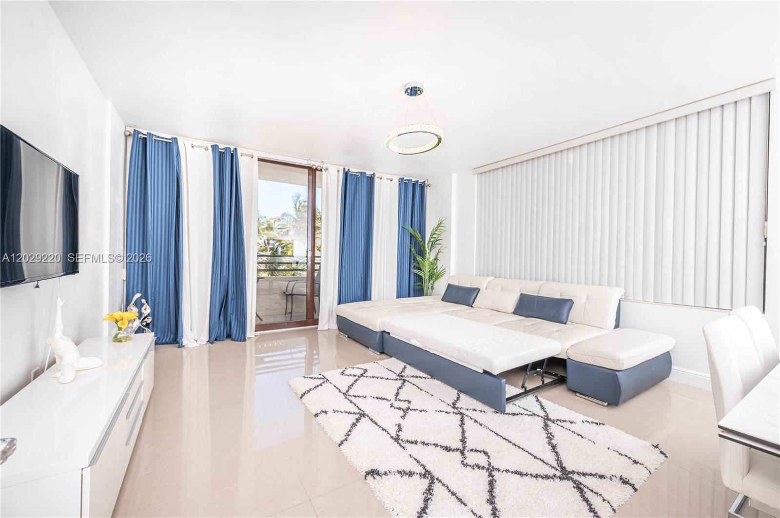 3505 S Ocean Drive 221 Property Photo 4