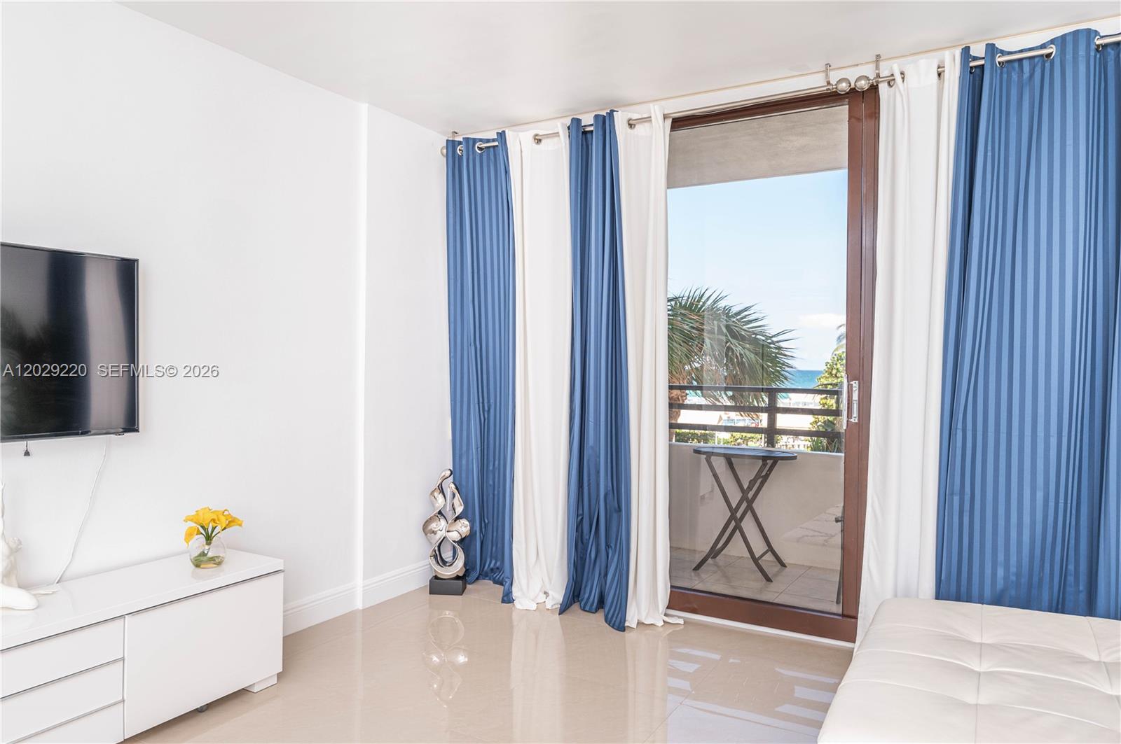 3505 S Ocean Drive 221 Property Photo 10