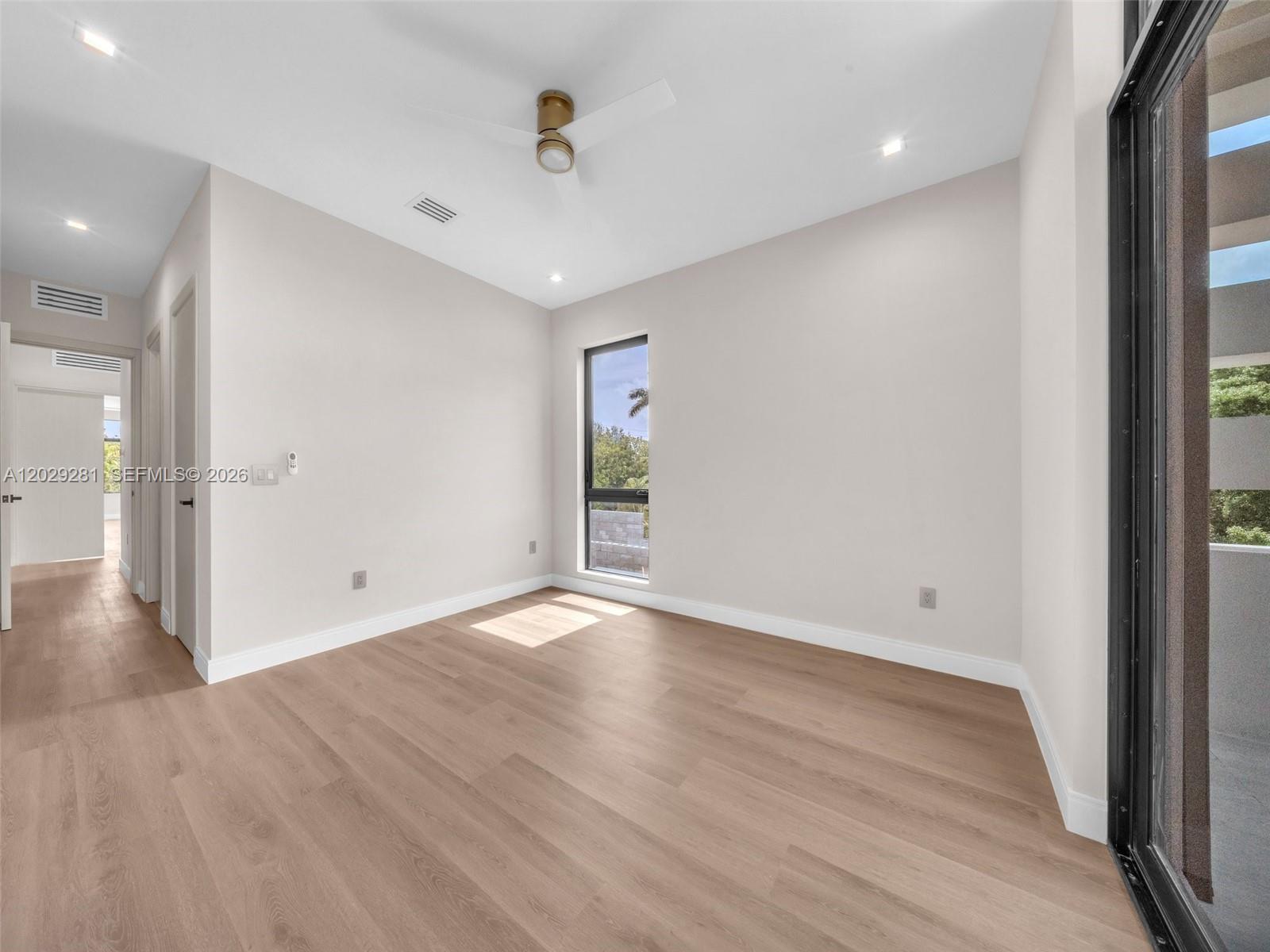 1637 Monroe Street Property Photo 34