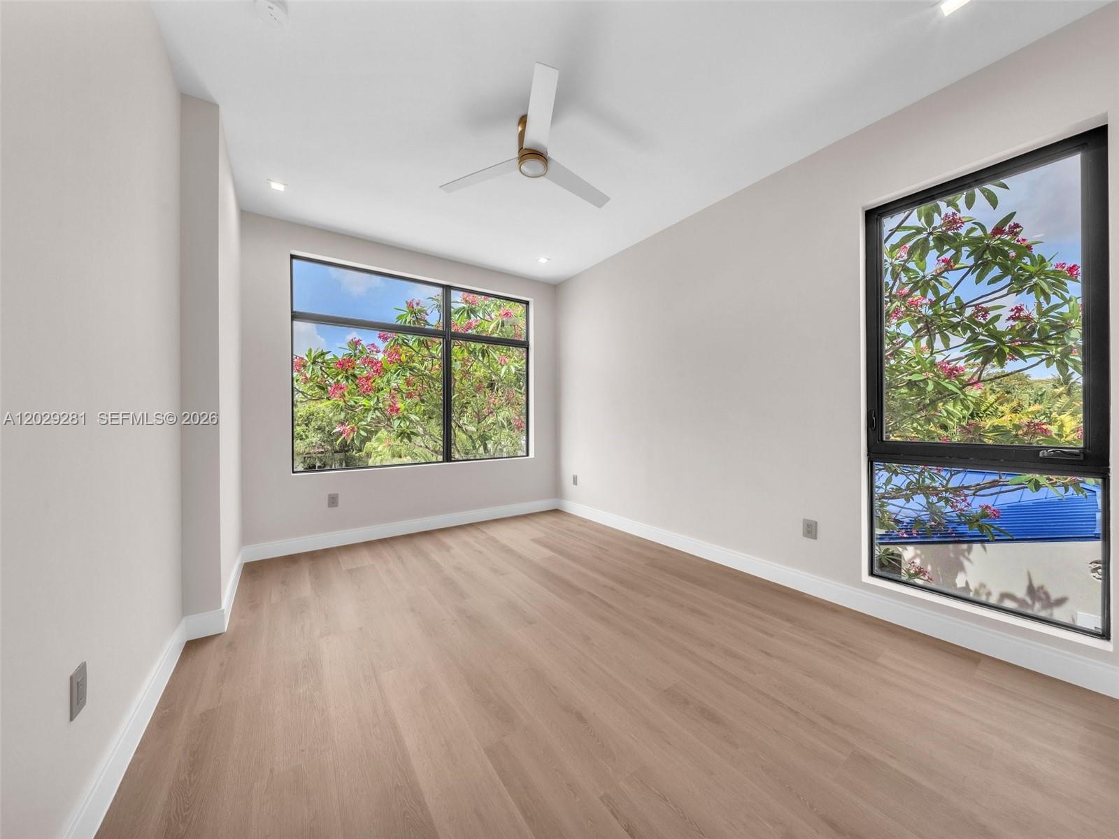 1637 Monroe Street Property Photo 38