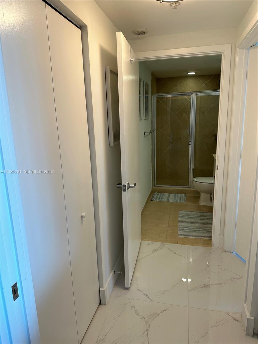 325 S Biscayne Boulevard 4119 Property Photo 9
