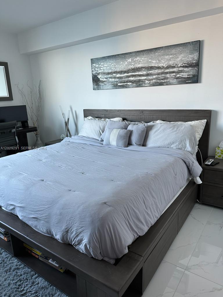 325 S Biscayne Boulevard 4119 Property Photo 17