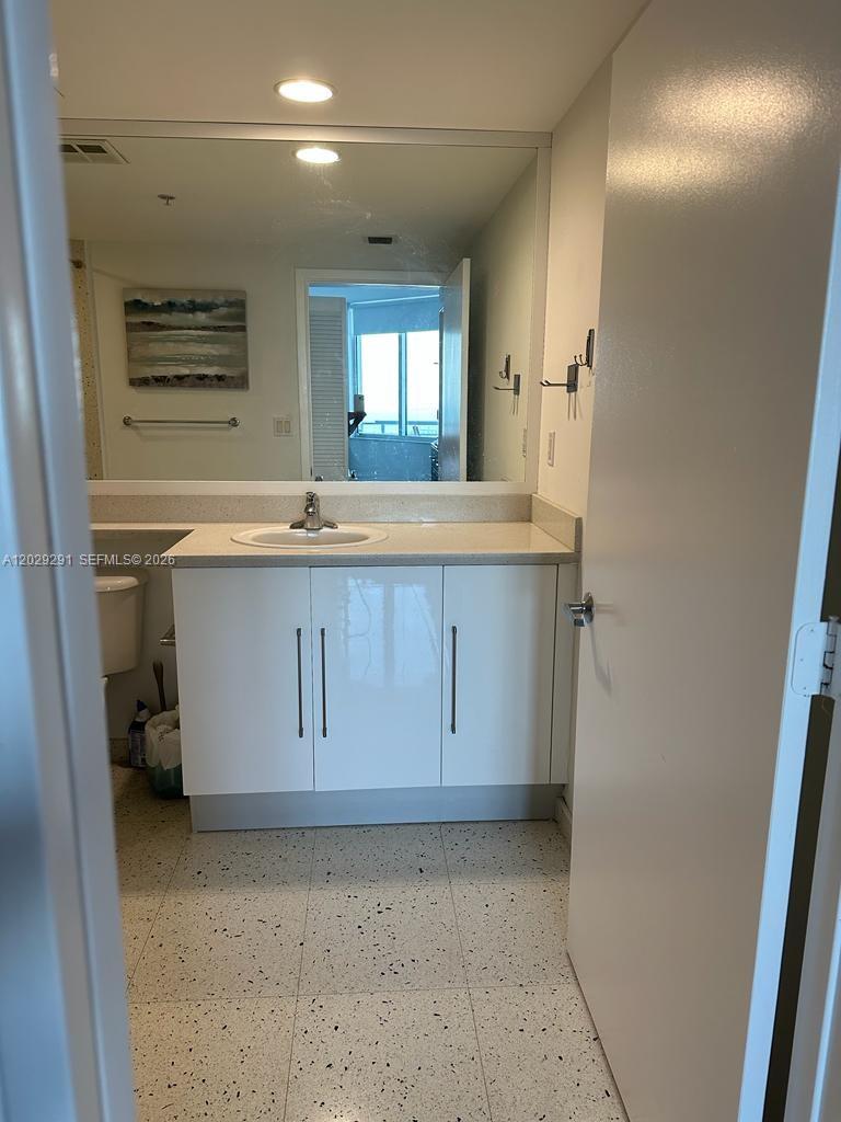 325 S Biscayne Boulevard 4119 Property Photo 20