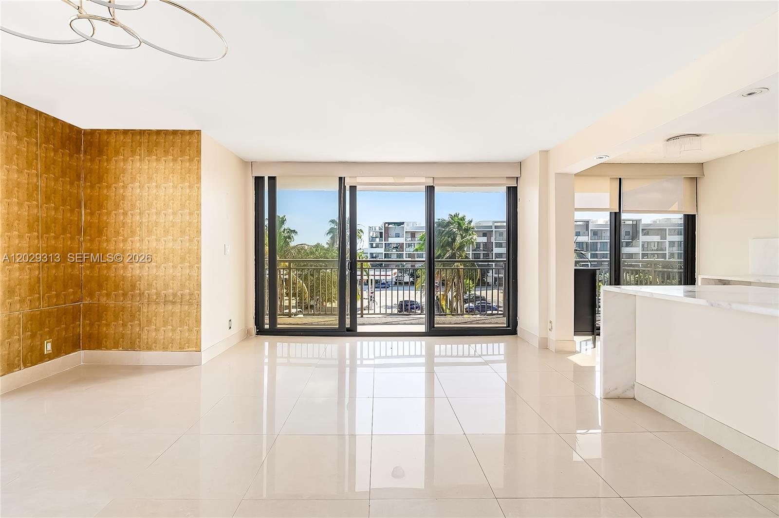 3031 N Ocean Boulevard 406 Property Photo 3
