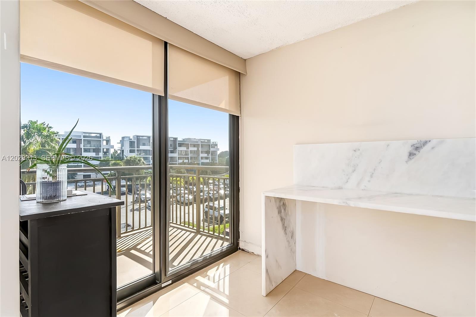3031 N Ocean Boulevard 406 Property Photo 14