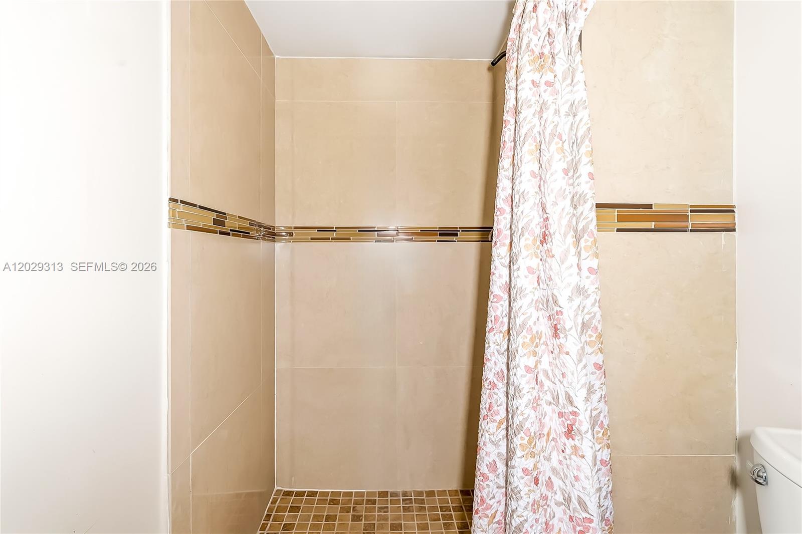 3031 N Ocean Boulevard 406 Property Photo 22