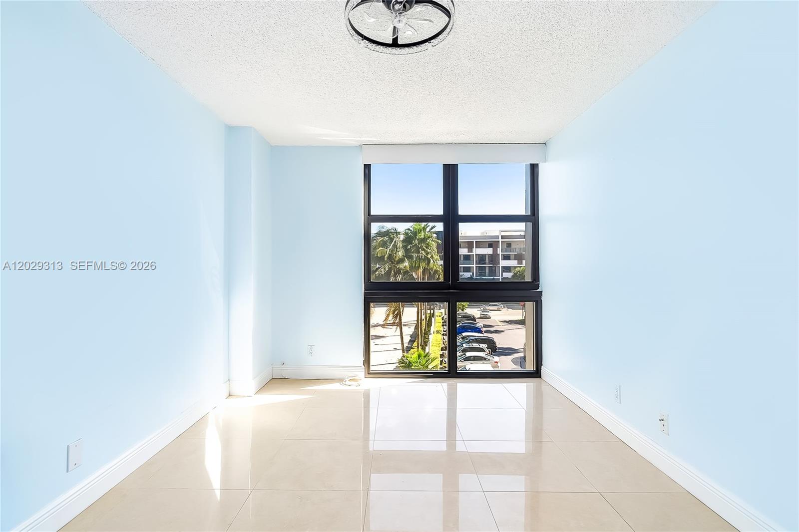 3031 N Ocean Boulevard 406 Property Photo 24