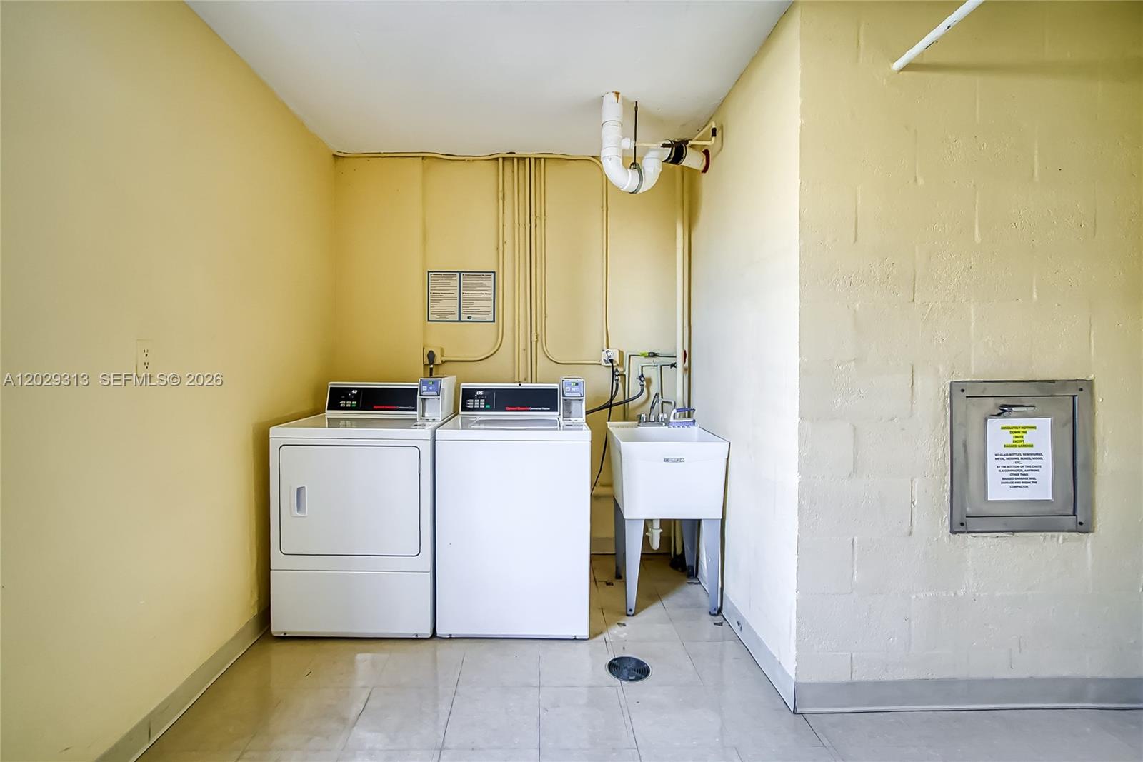 3031 N Ocean Boulevard 406 Property Photo 38
