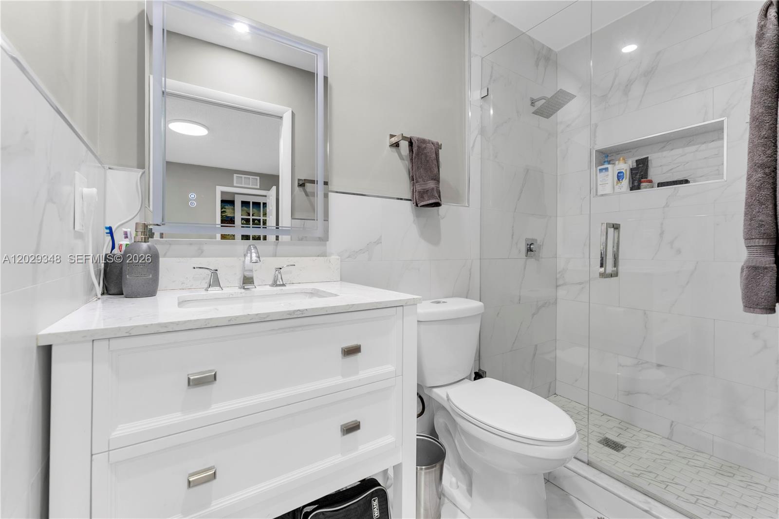 884 W 72nd Place Property Photo 8