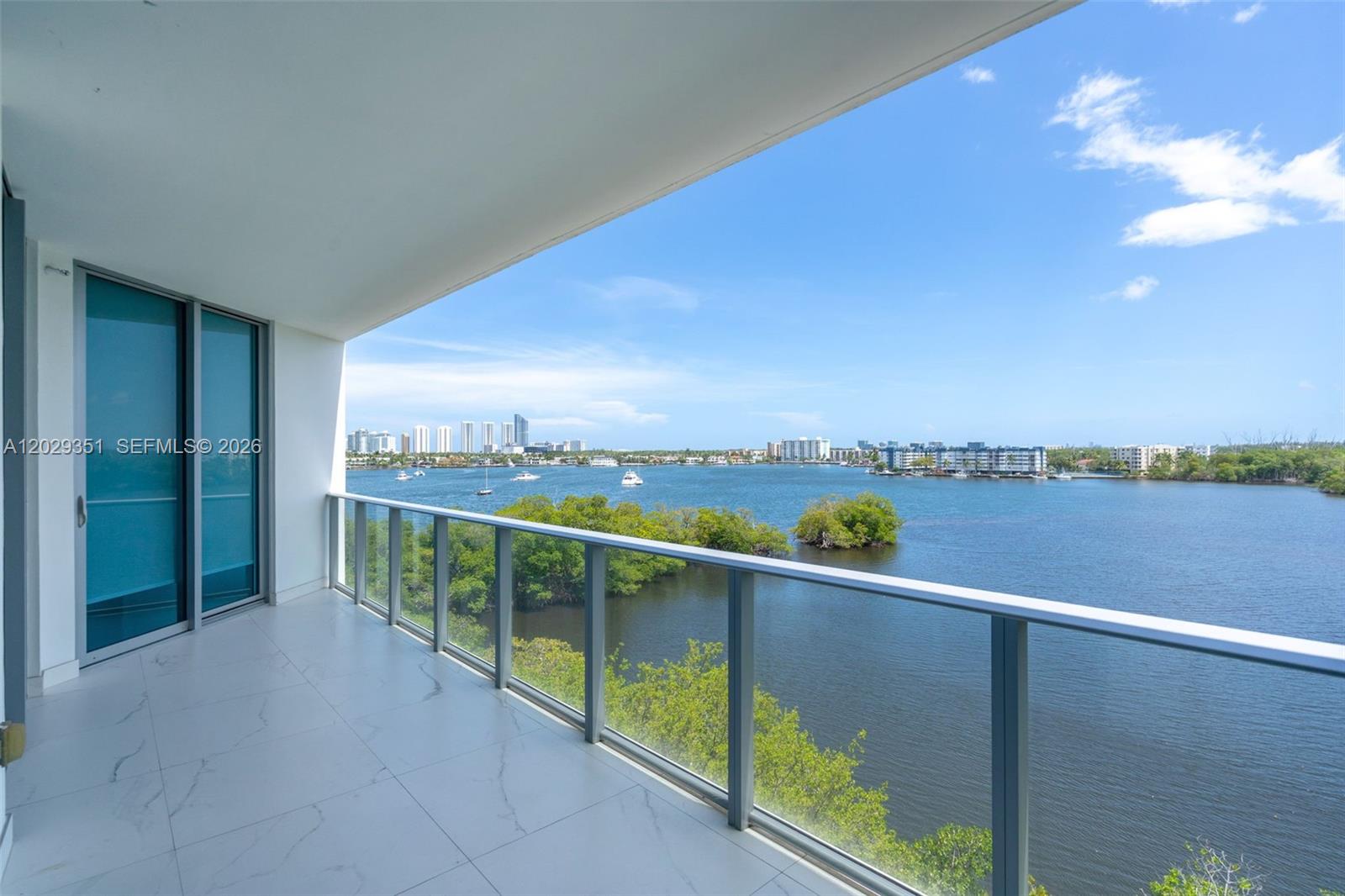17111 Biscayne Boulevard 506