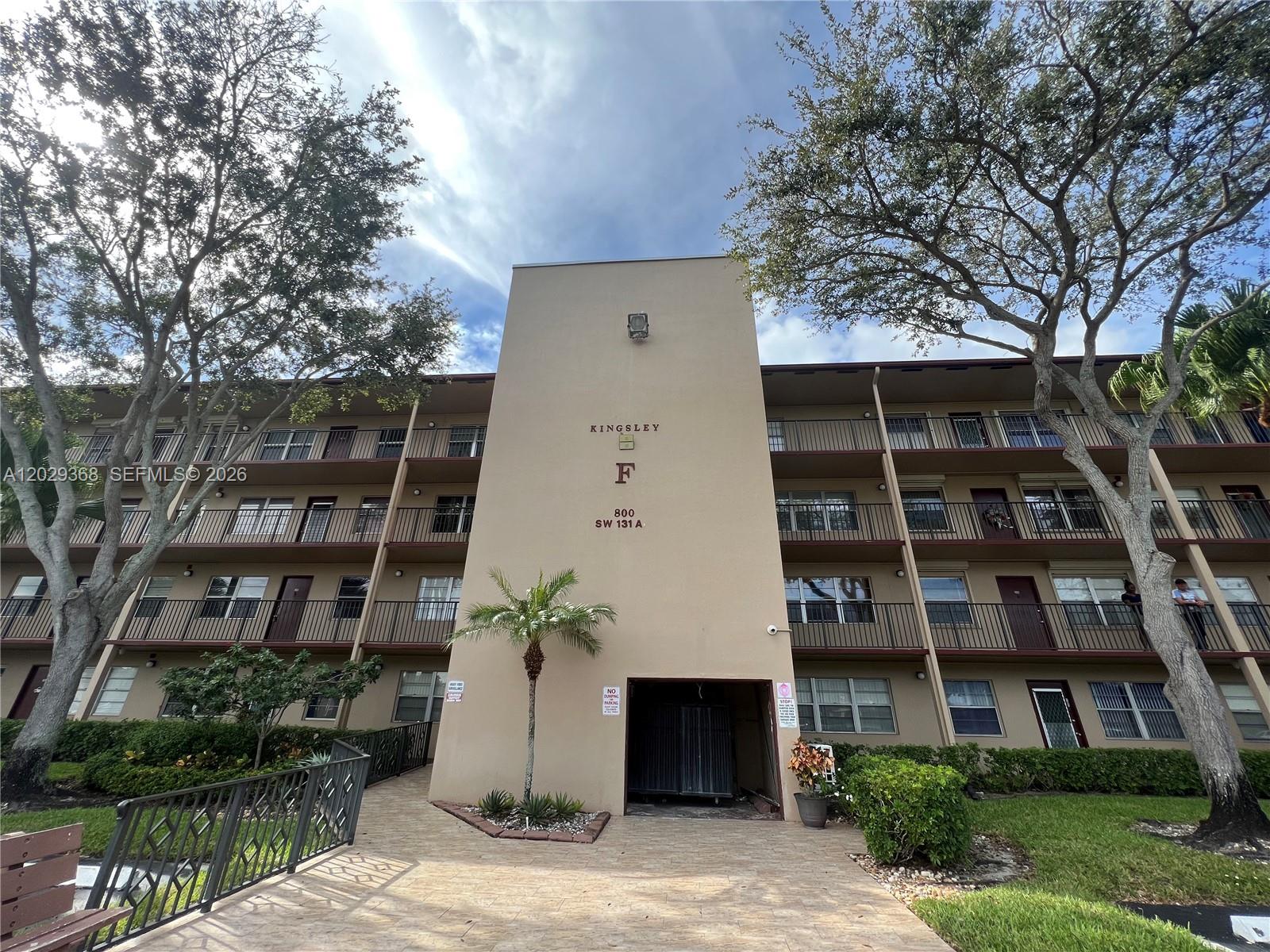 800 Sw 131st Avenue 206f Property Photo 1