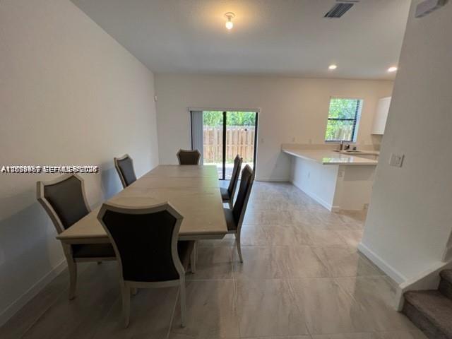 327 Ne 208th Terrace Property Photo 5