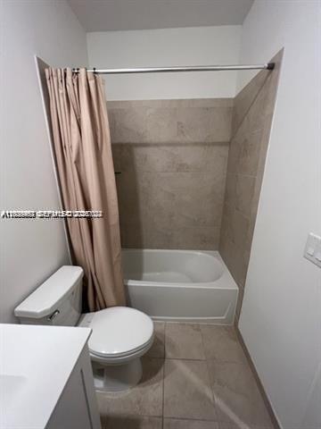 327 Ne 208th Terrace Property Photo 17