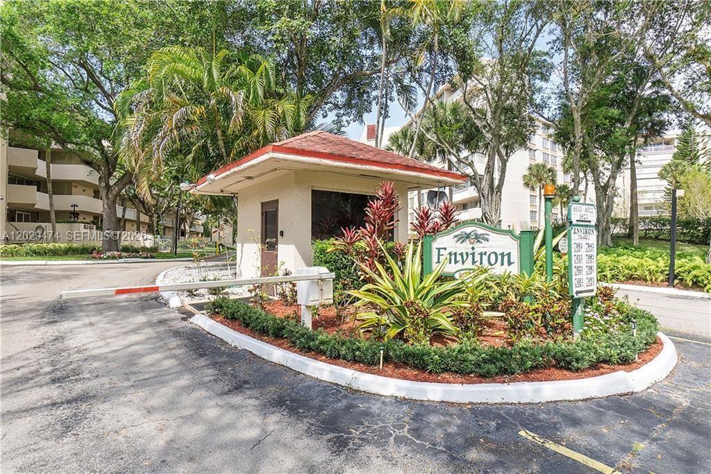 7081 Environ Boulevard 242