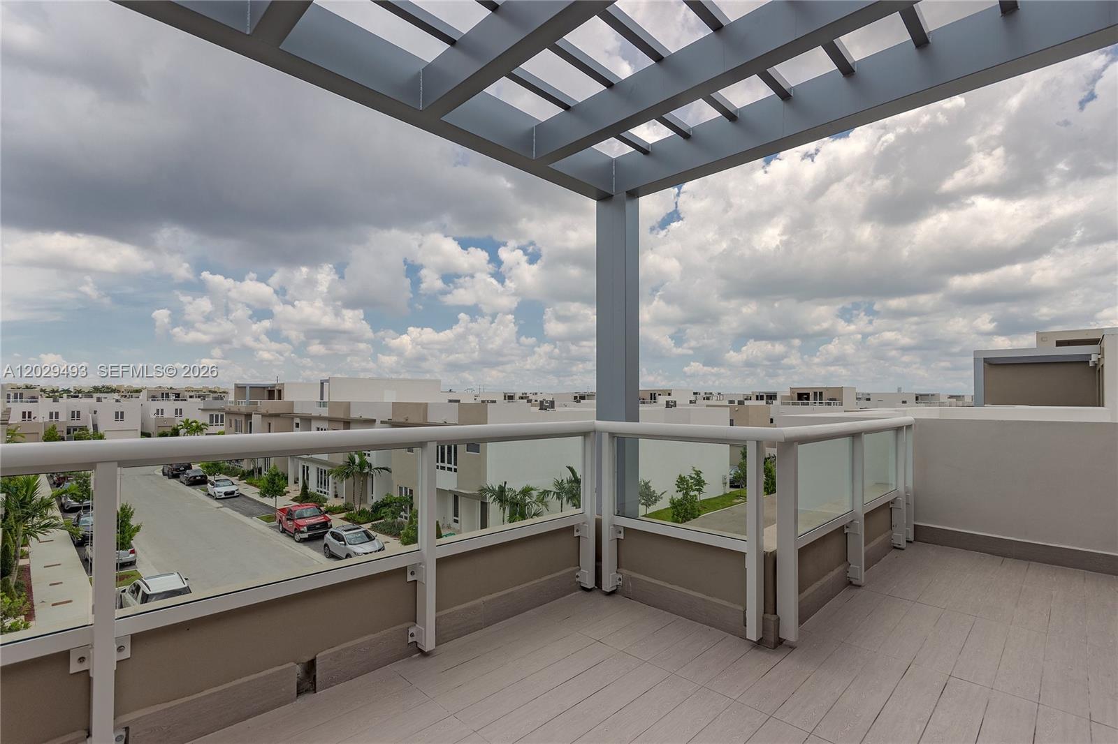 A12029493 Property Photo 14