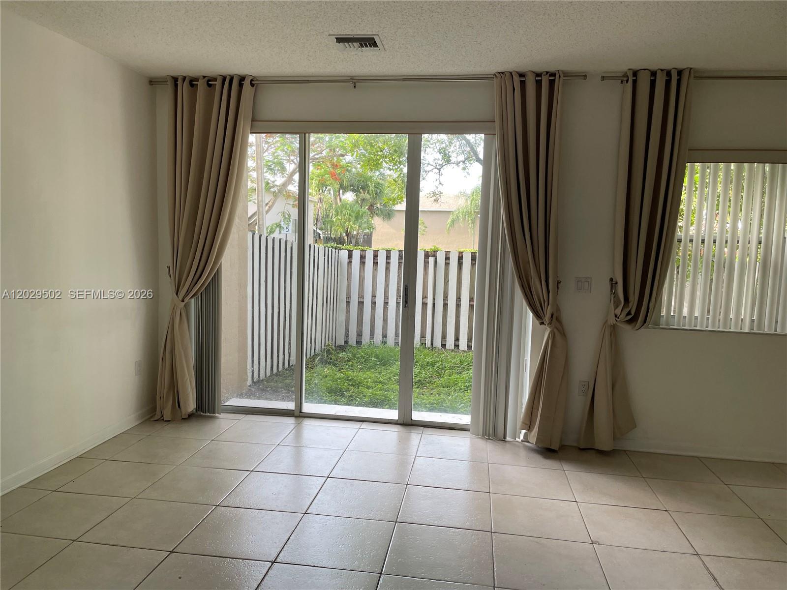 7980 S Southwood Circle 0 Property Photo 19