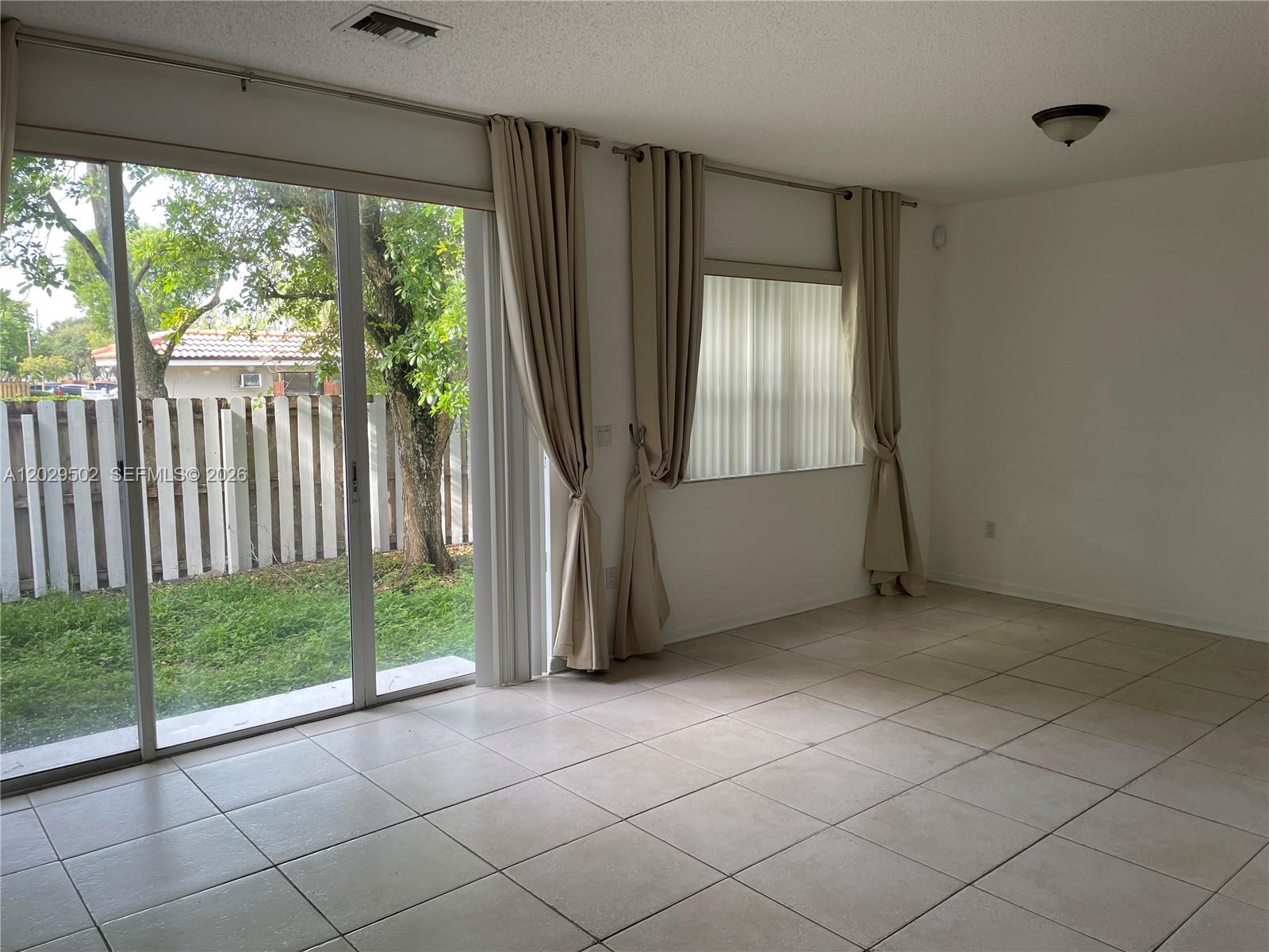 7980 S Southwood Circle 0 Property Photo 21