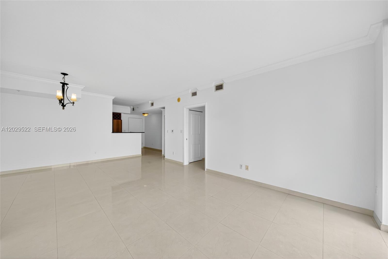 325 S Biscayne Boulevard 2219 Property Photo 11