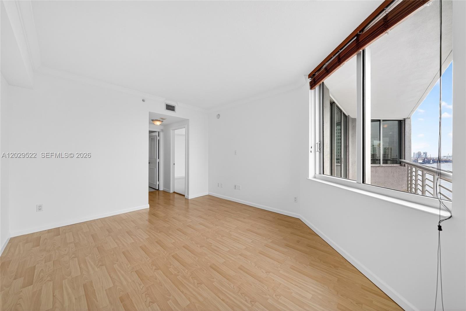 325 S Biscayne Boulevard 2219 Property Photo 15