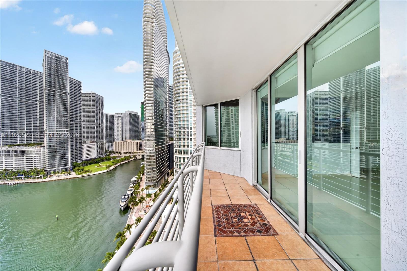 325 S Biscayne Boulevard 2219 Property Photo 27