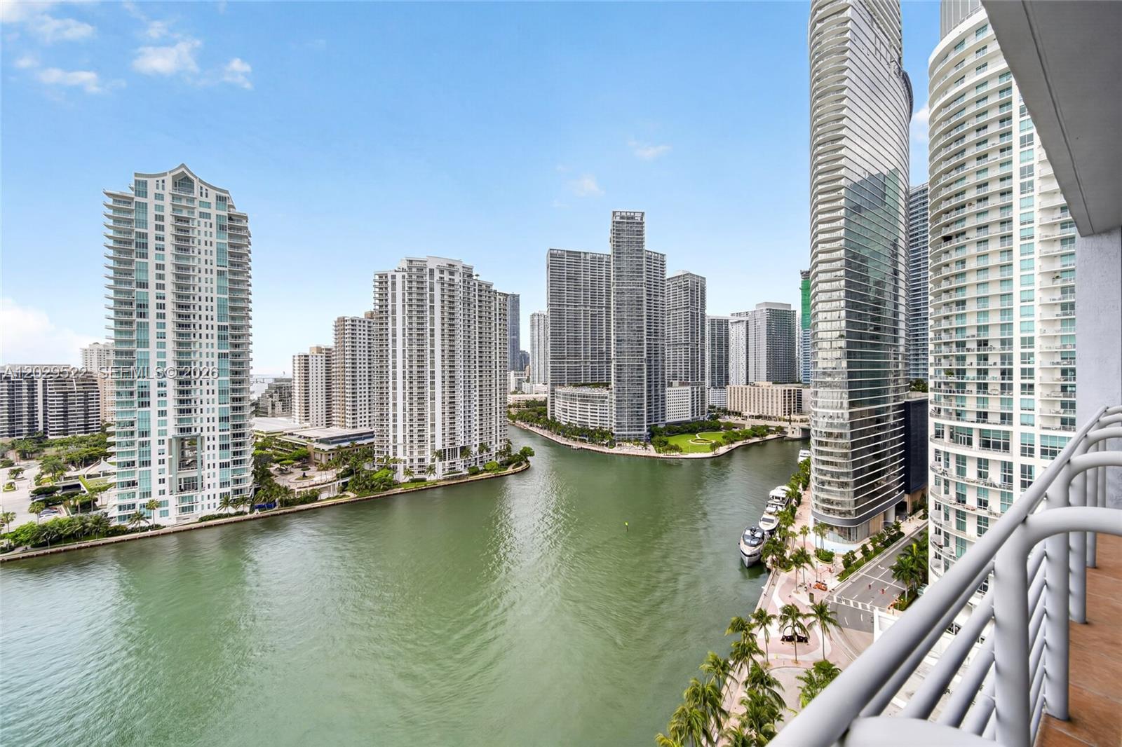 325 S Biscayne Boulevard 2219 Property Photo 28