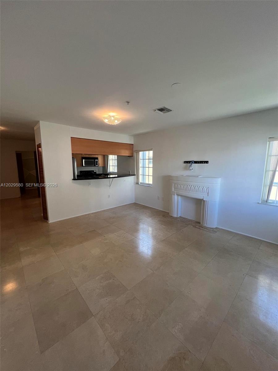 600 Euclid Avenue 5a Property Photo 6