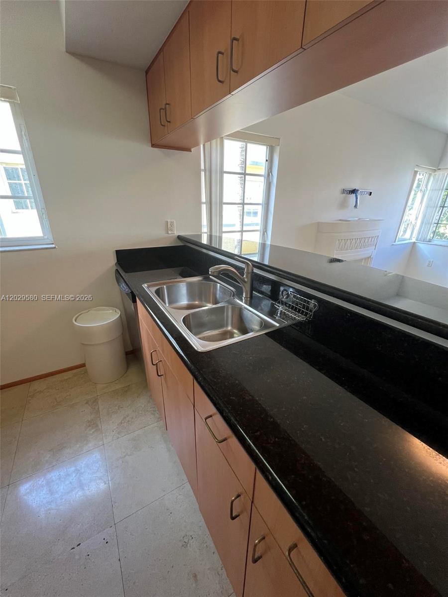 600 Euclid Avenue 5a Property Photo 10