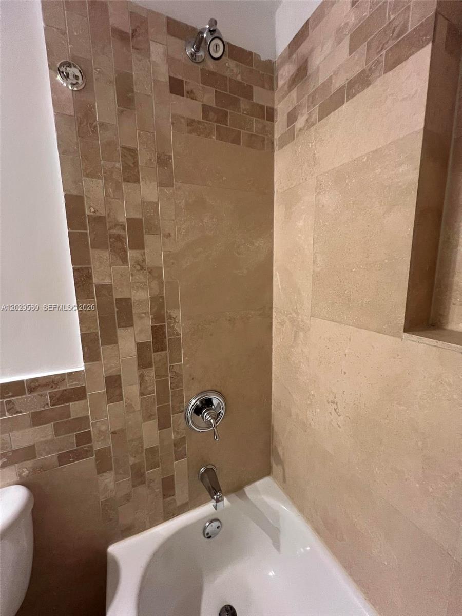 600 Euclid Avenue 5a Property Photo 32