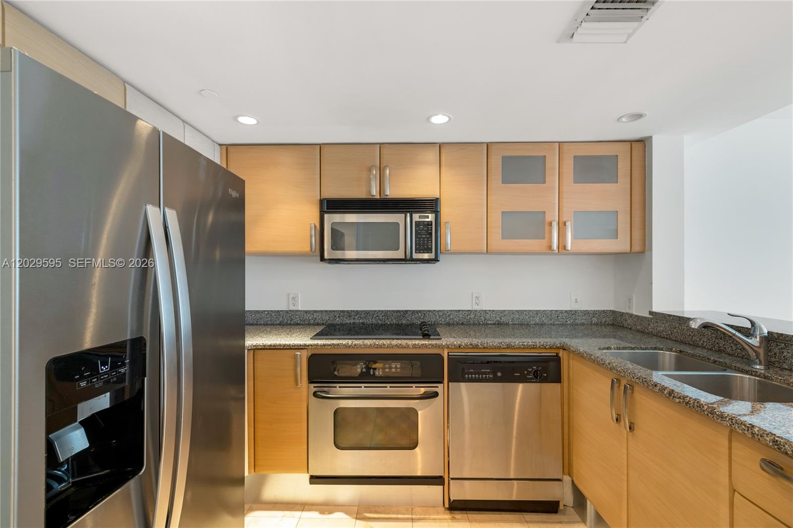 2101 Brickell Avenue 1103 Property Photo 3