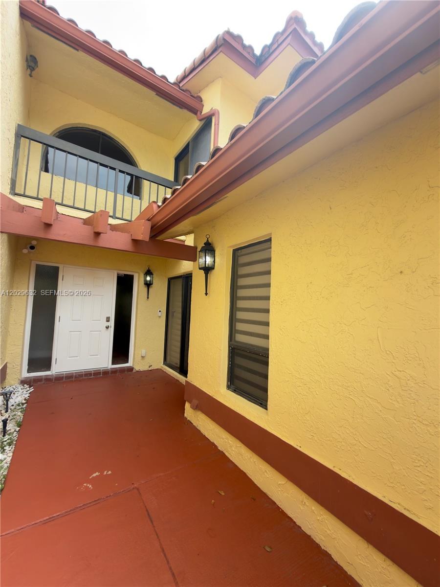 5375 10th Fairway Drive 2 Property Photo 2