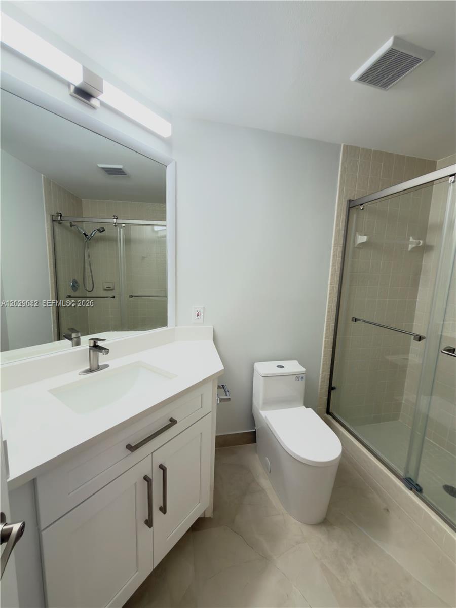5375 10th Fairway Drive 2 Property Photo 16