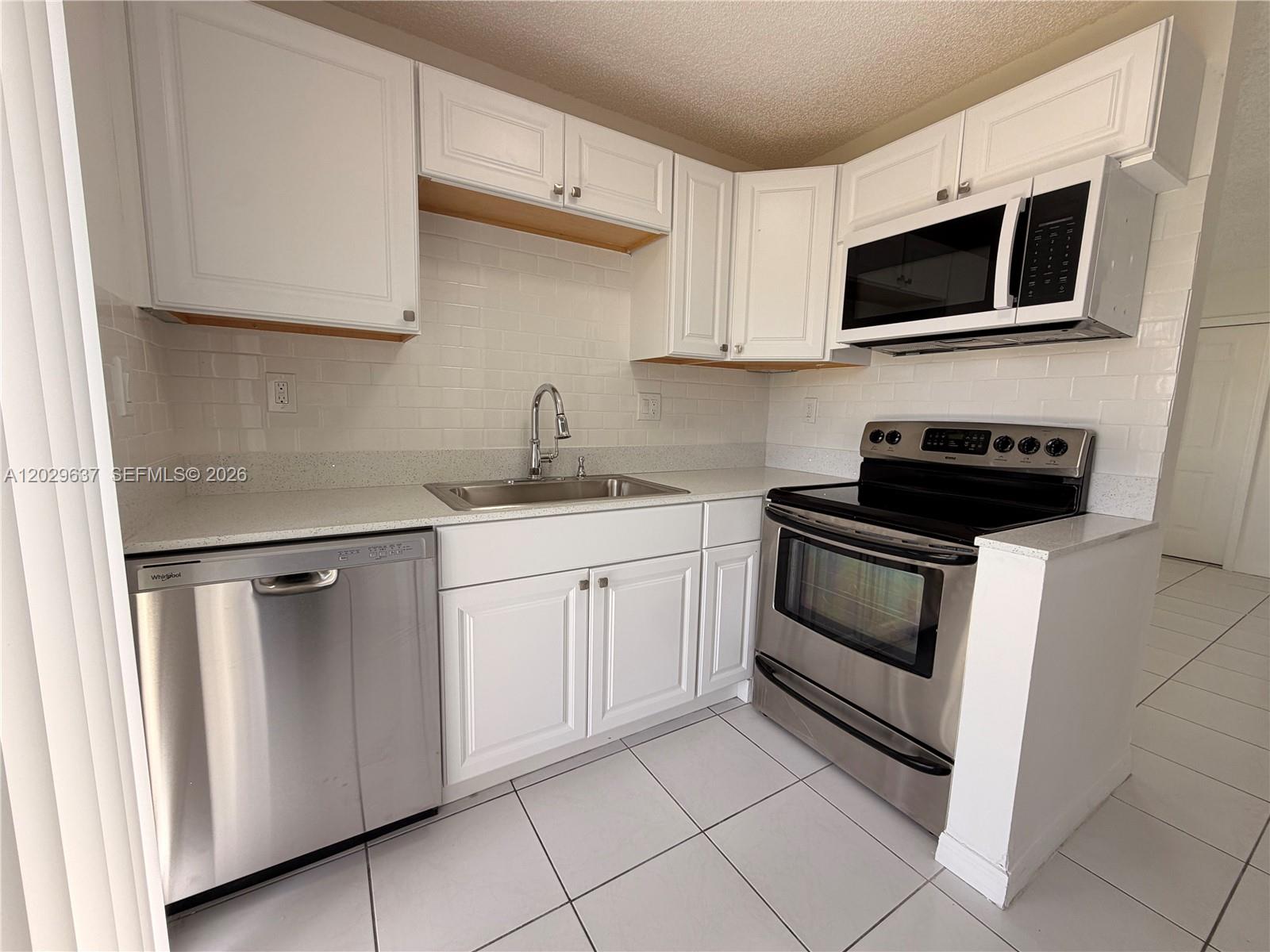 18774 Sw 100th Avenue 18774 Property Photo 1
