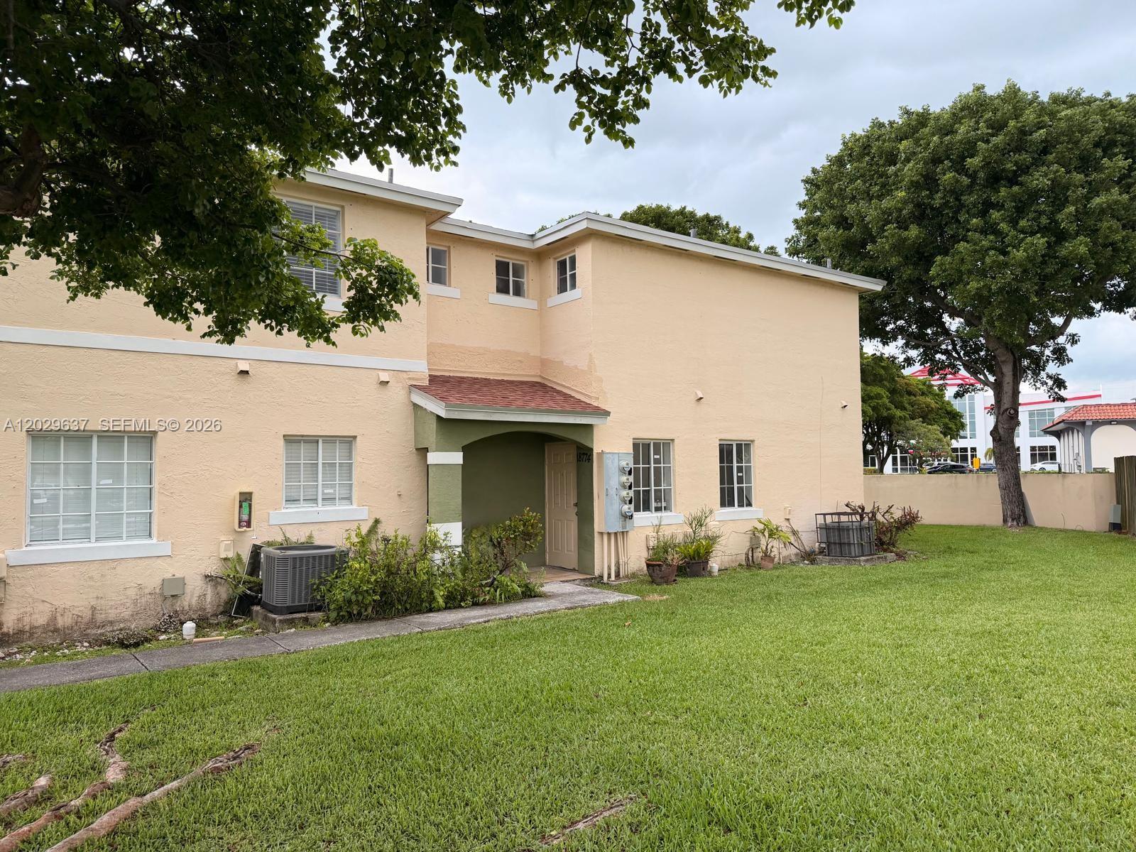 18774 Sw 100th Avenue 18774 Property Photo 3