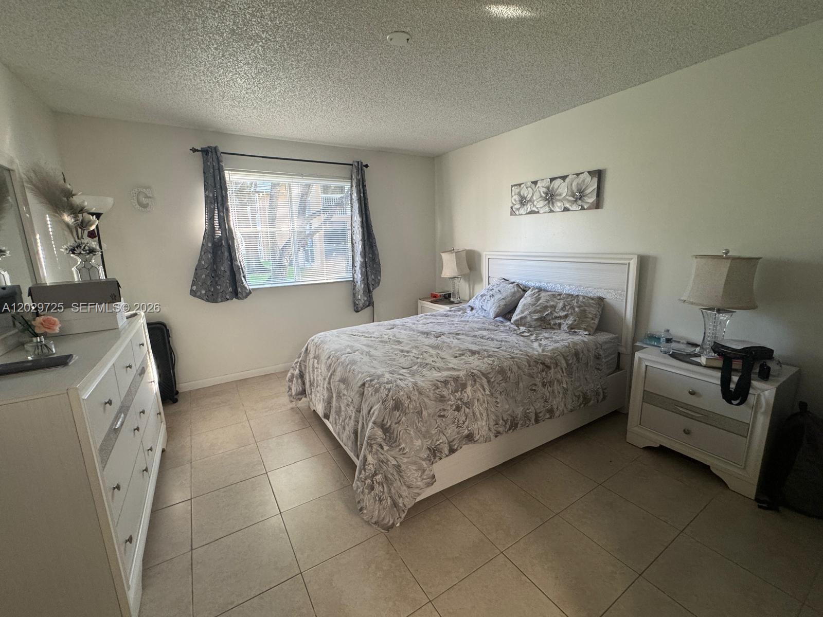 9811 Westview Drive 913 Property Photo 12