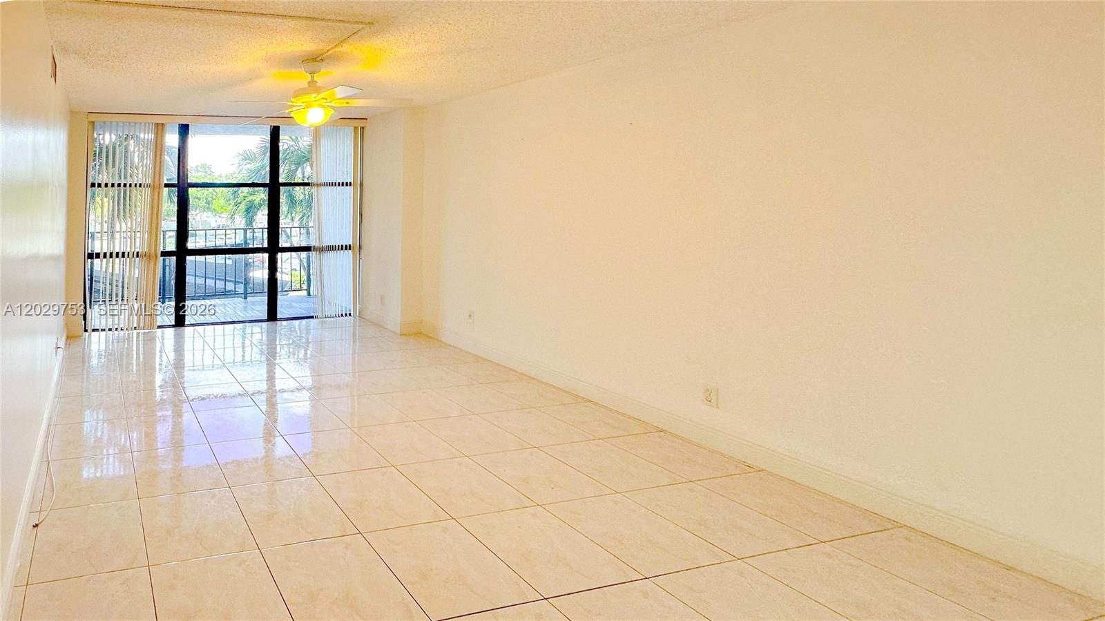 800 Parkview Drive 323 Property Photo 6