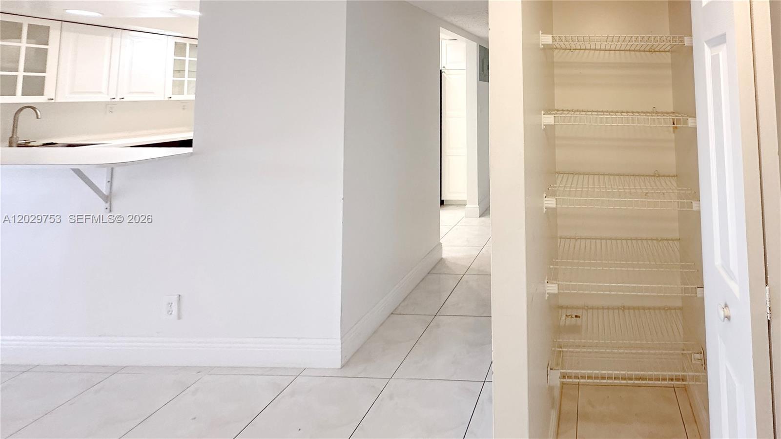 800 Parkview Drive 323 Property Photo 21