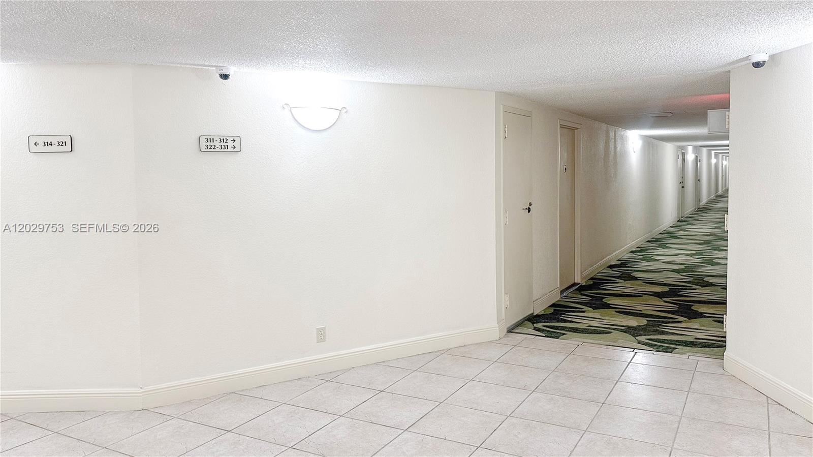 800 Parkview Drive 323 Property Photo 22