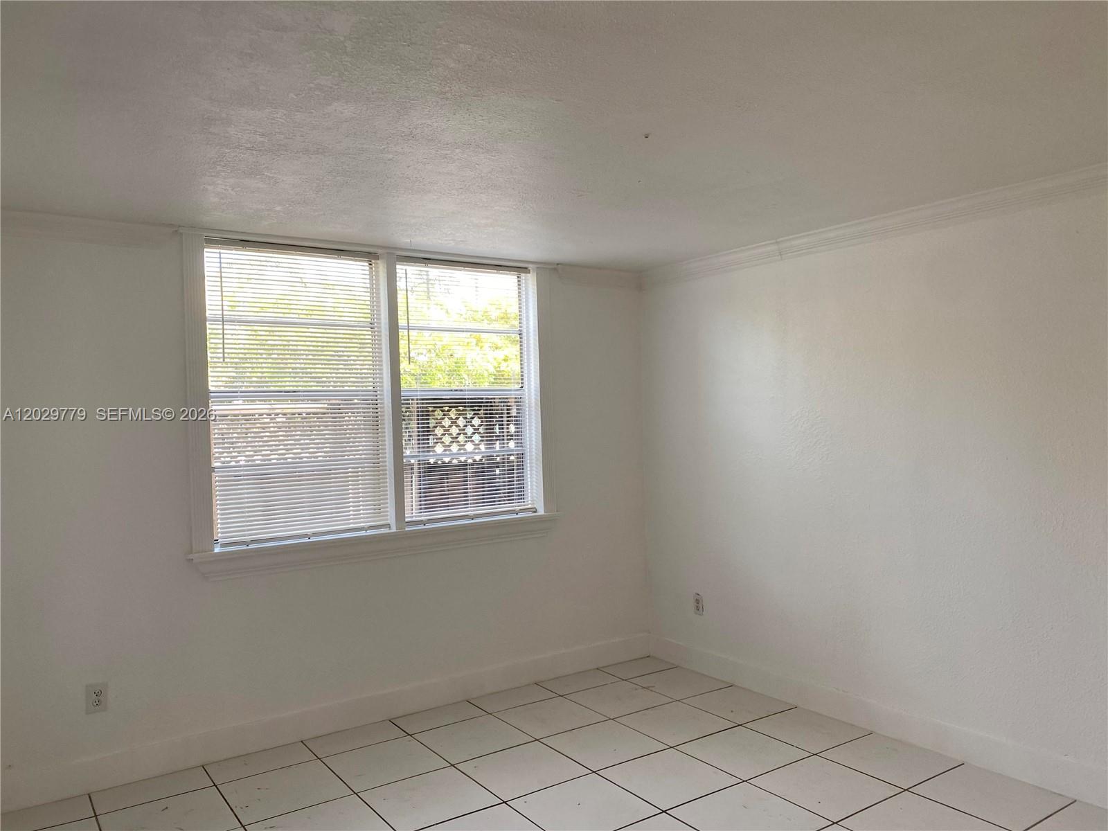 4670 Nw 79th Avenue 1h Property Photo 5