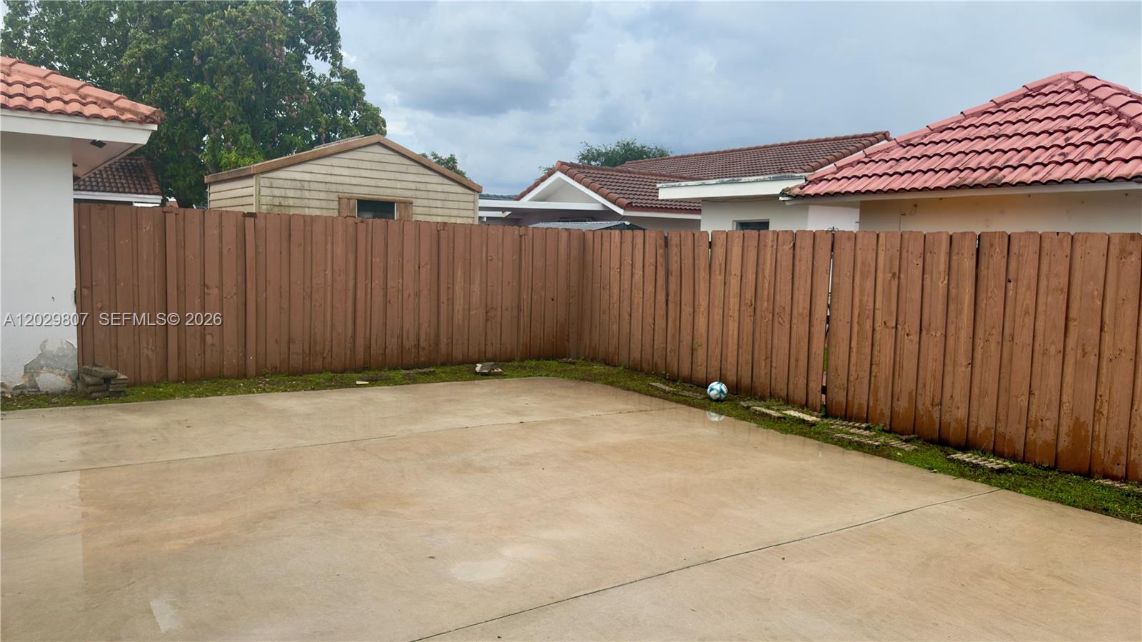 5890 Sw 147th Court Property Photo 2